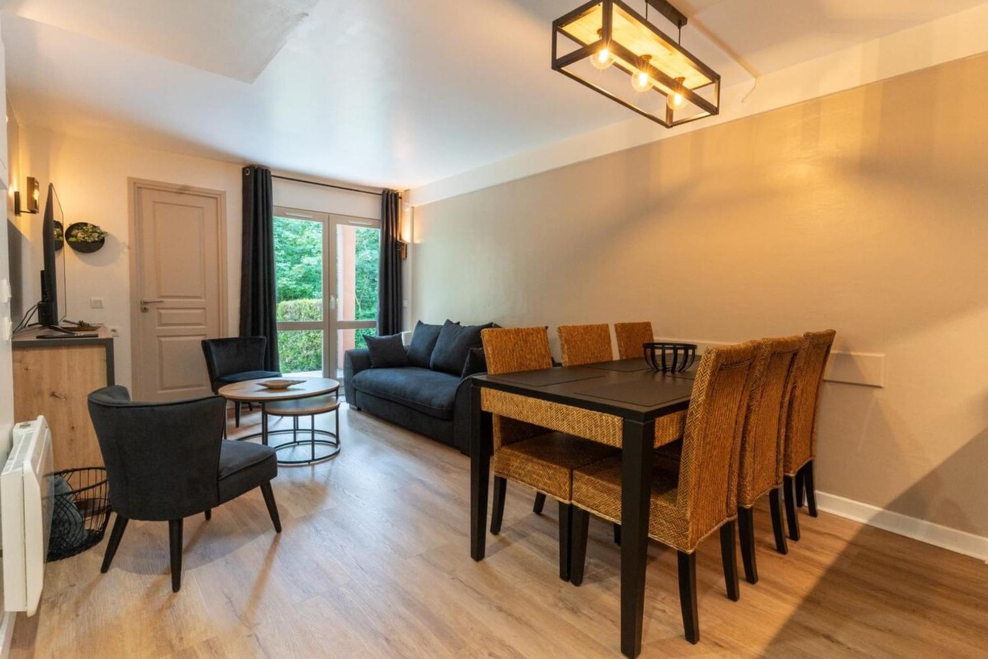 Beautiful Flat With Swimming Pool Tennis Court And Private Car Parking 09 Le Touquet Exterior photo