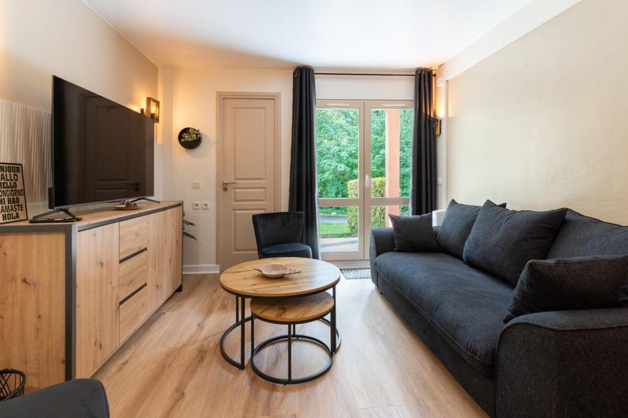 Beautiful Flat With Swimming Pool Tennis Court And Private Car Parking 09 Le Touquet Exterior photo